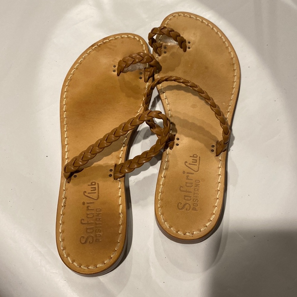 Women sandals